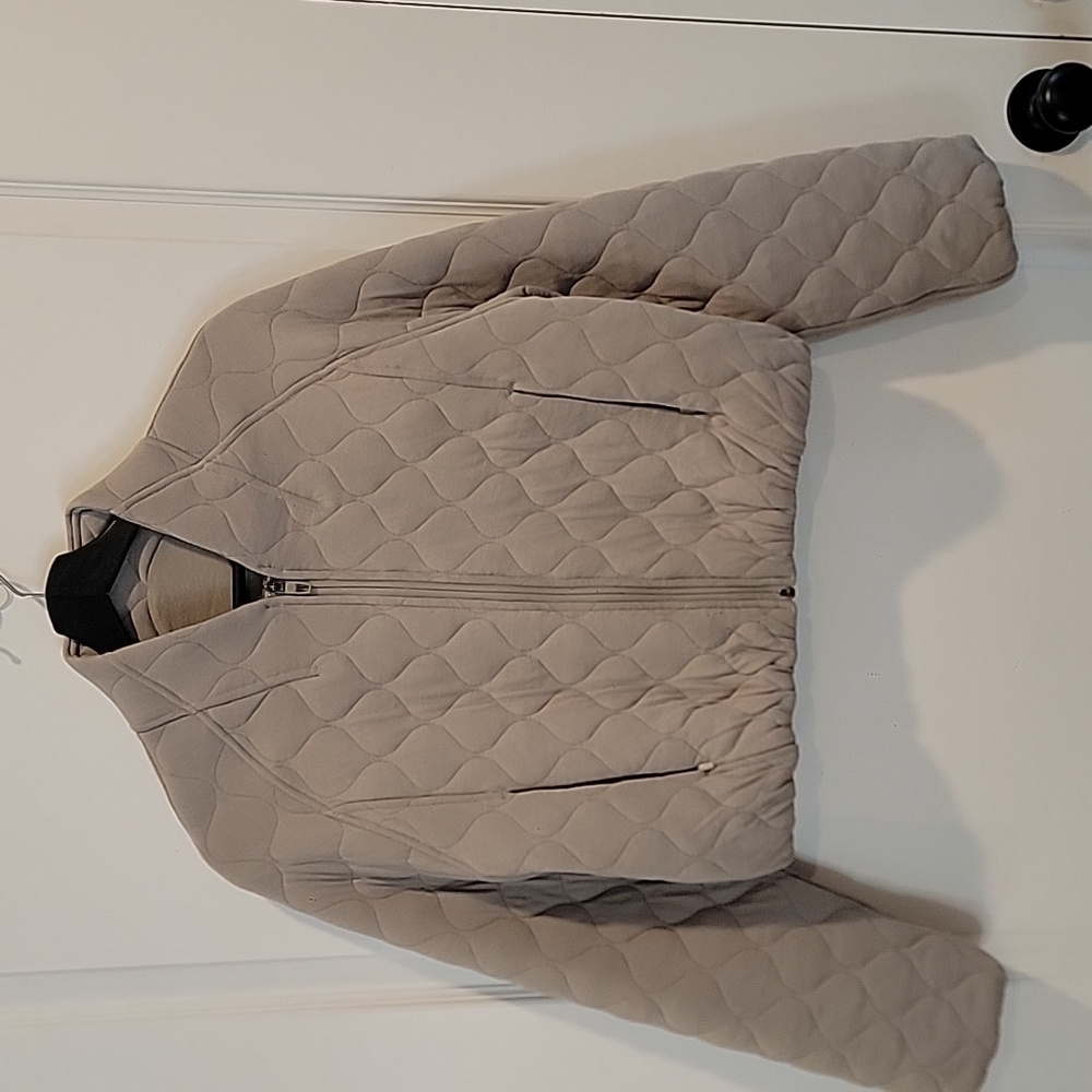 Lululemon Quilted Bomber Jacket Riverstone - Picture 7 of 13